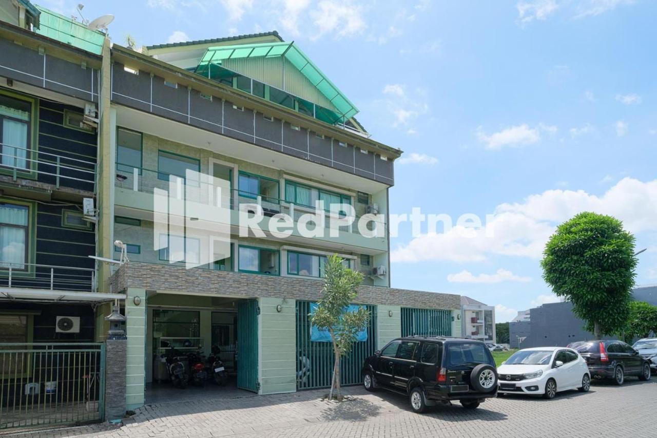 Pondok Hijau Syariah Mitra Reddoorz At Citraland 수라바야 외부 사진
